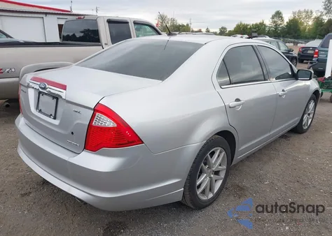 2011 Ford Fusion Sel z USA, uszkodzony, nr VIN 3FAHP0JG5BR330526